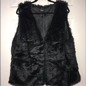 Fur vest